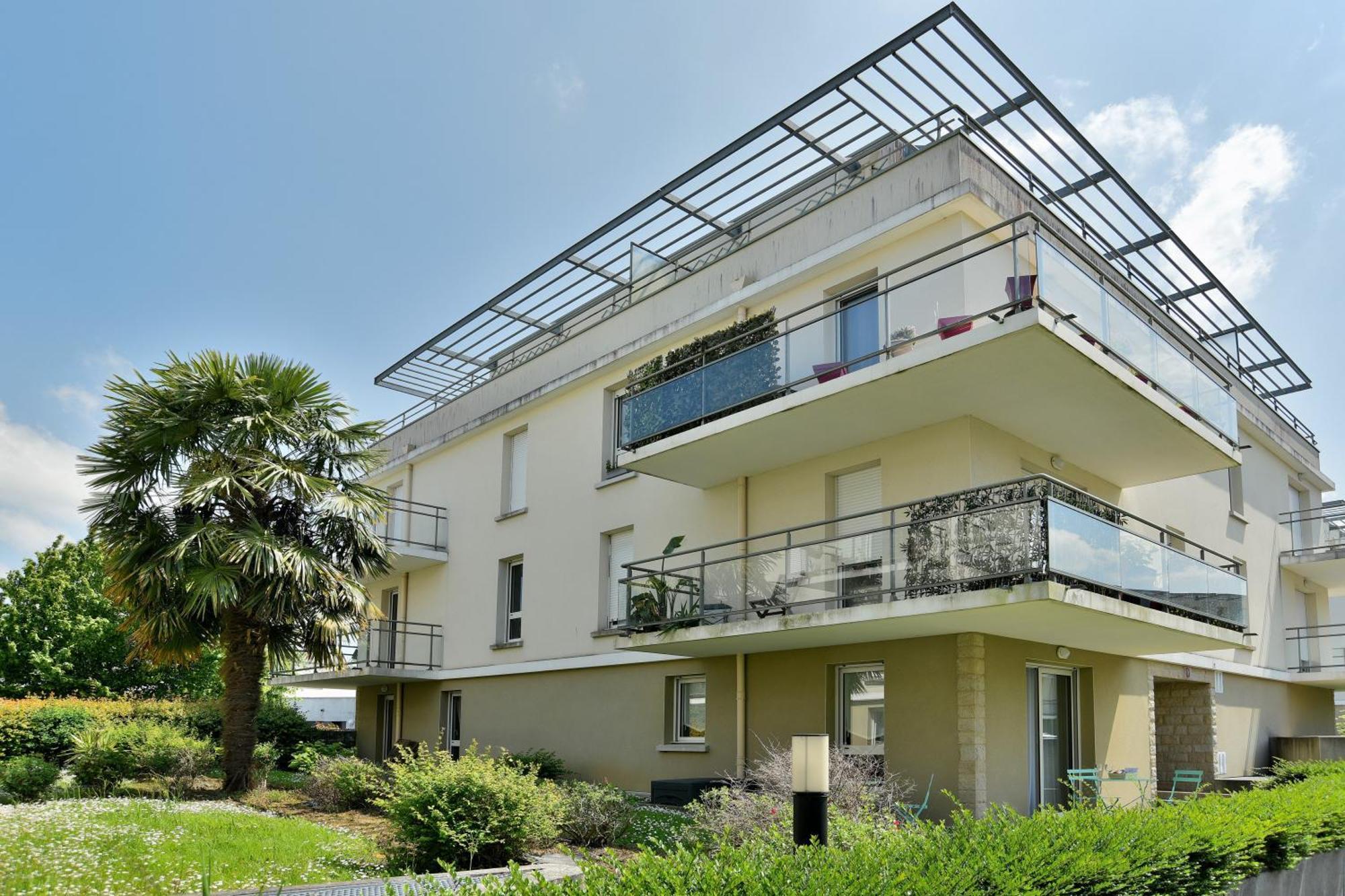 Escapade - Appartement Avec Jardin Et Parking دينان المظهر الخارجي الصورة